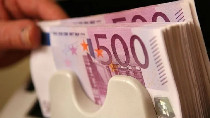 Platni promet 3,38 milijardi EUR