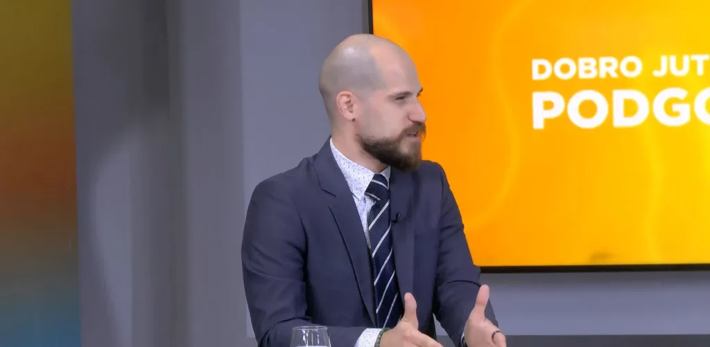 (VIDEO) “Zabrana korišćenja društvenih mreža bez roditeljskog pristanka bi unaprijedila bezbjednost maloljetnika na internetu”