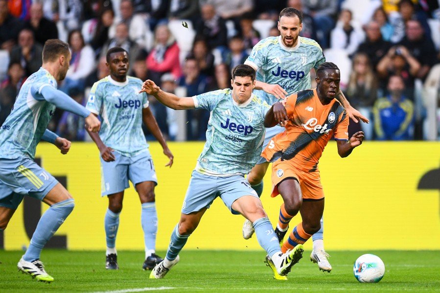 Bez golova u derbiju Torina, Adžiću desetak minuta