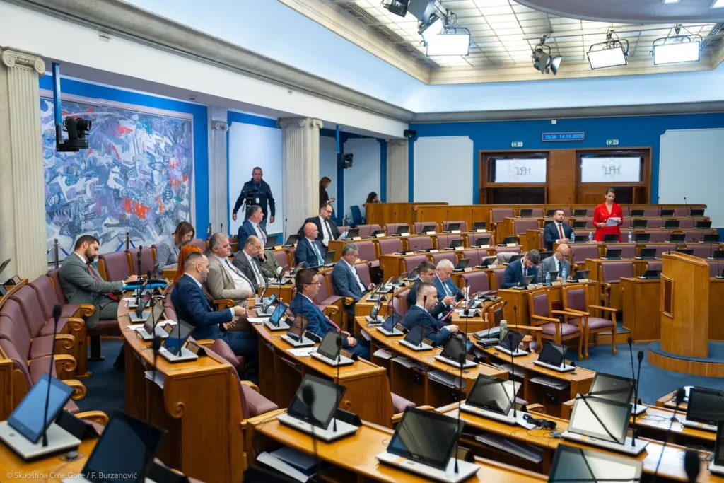 Većina vjeruje da će sudije izabrati, opozicija traži razgovore