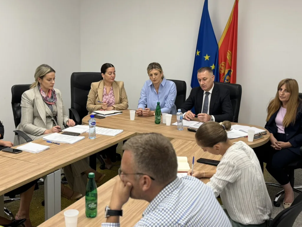 Gutić održao sastanak sa roditeljima: Djeca sa autizmom zaslužuju sistem koji ih ne sputava