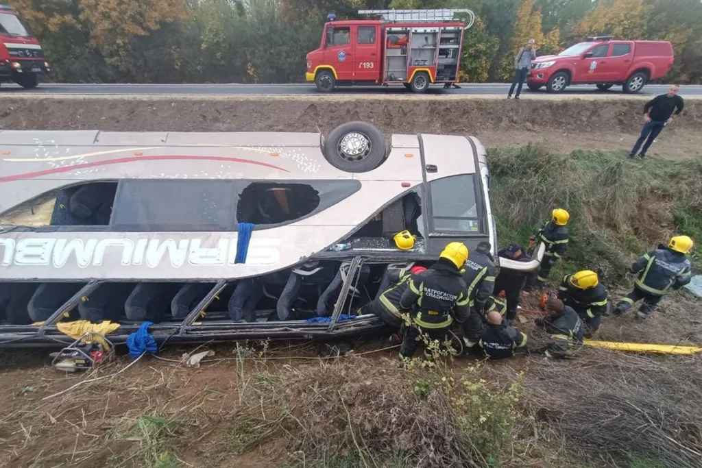 Detalji stravične nesreće kod Sremske Mitrovice: Vozač jurio autobusom 120 km na sat