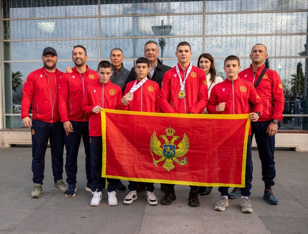 Roganović donio zlato, Podgorica dočekala šampione