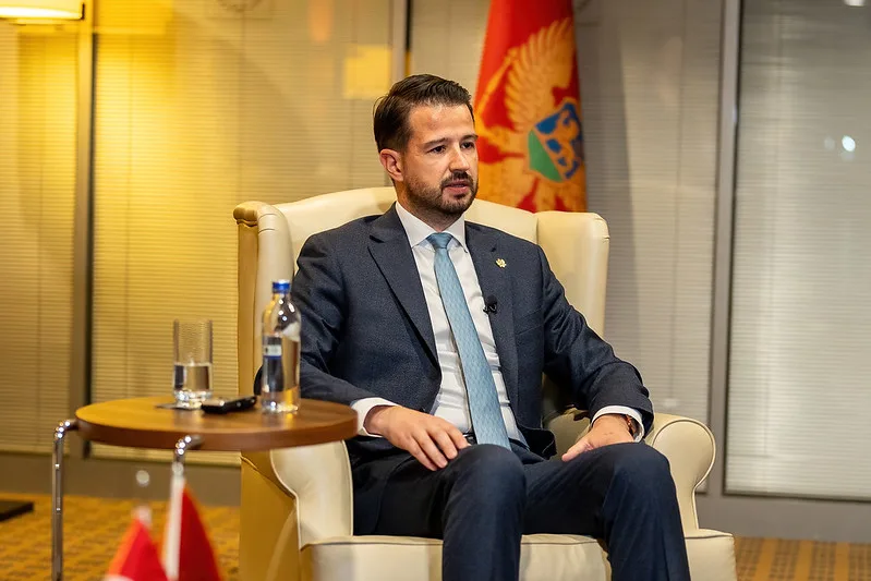 Milatović vratio Zakon o potvrđivanju Sporazuma o saradnji u oblasti turizma i razvoja nekretnina između Crne Gore i UAE