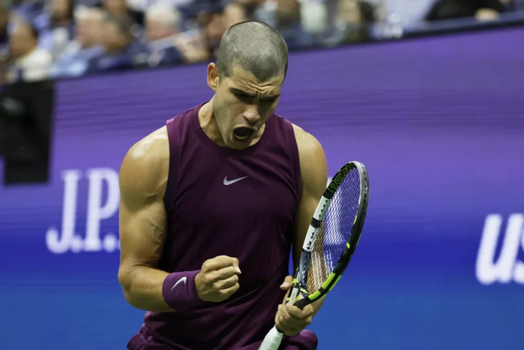 Odlični Alkaraz u tri seta do četvrtfinala