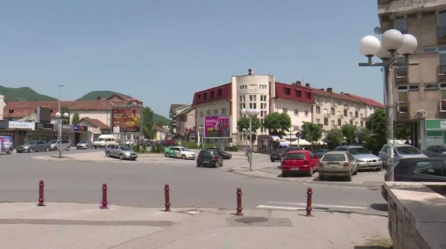 Smijenjenom direktoru iz Berana isplaćeno skoro 20.000 eura