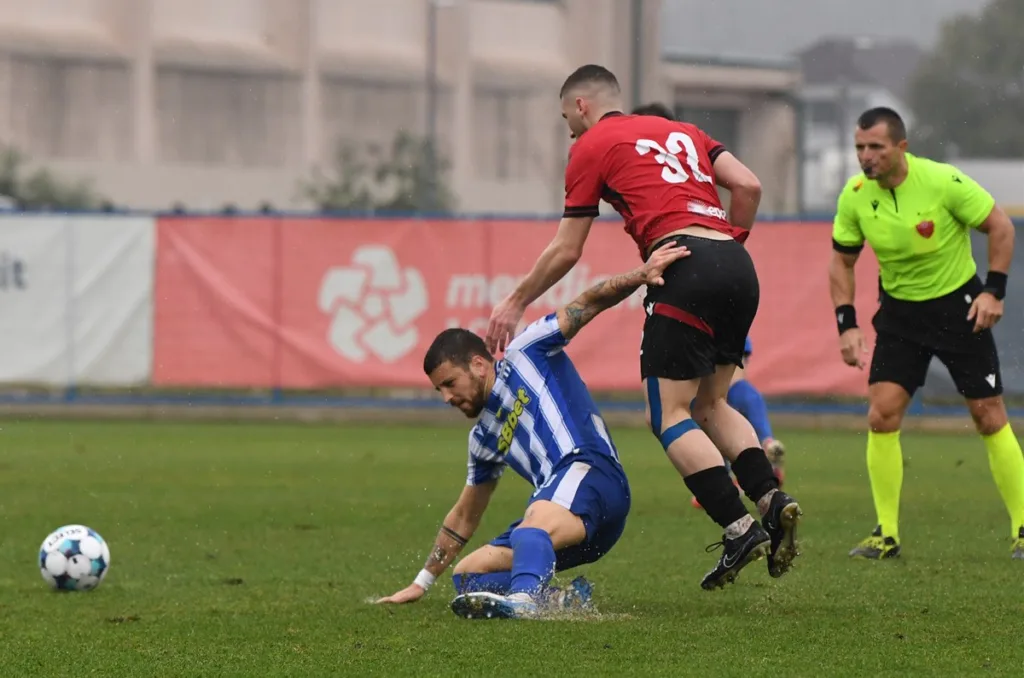 Budućnost želi da se revanšira Dečiću za poraz u Kupu, Sutjeska bi da nastavi seriju