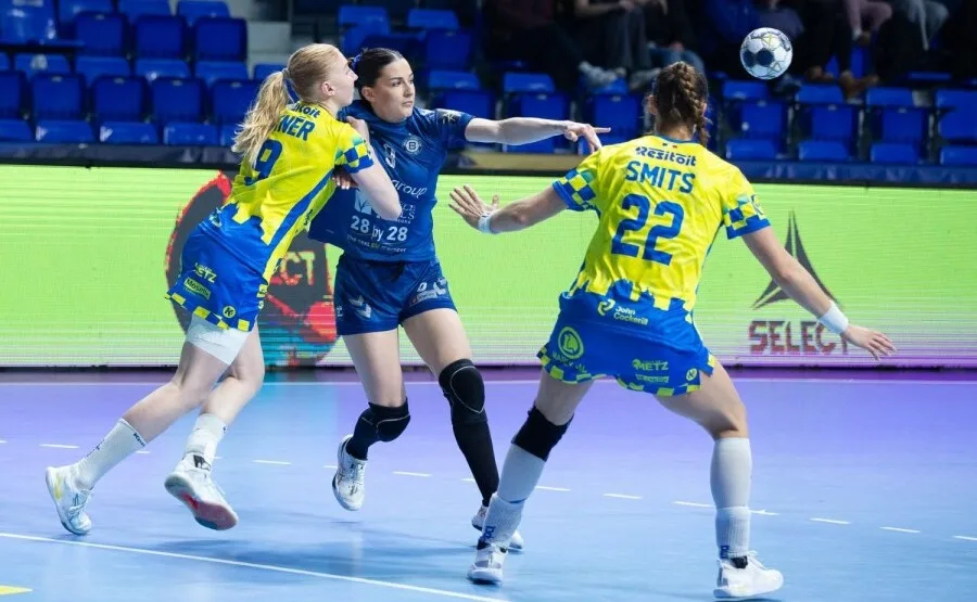 Mec ponovo prejak za “plave”, povreda Jelene Vukčević