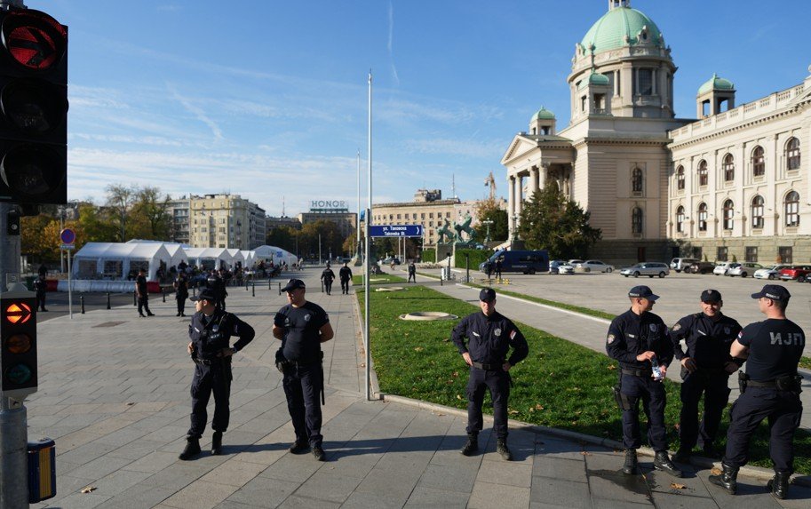 Napad nožem u Ćacilendu: Interventna policija uhapsila počinioca