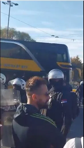 Policija intervenisala na mjestu gdje Dijana Hrka štrajkuje glađu