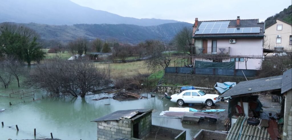 (VIDEO) Bjelopavlići pod vodom: Bogićevići, Strahinjići, Ždrebaonik, Podanje, Spuž i Bogetići