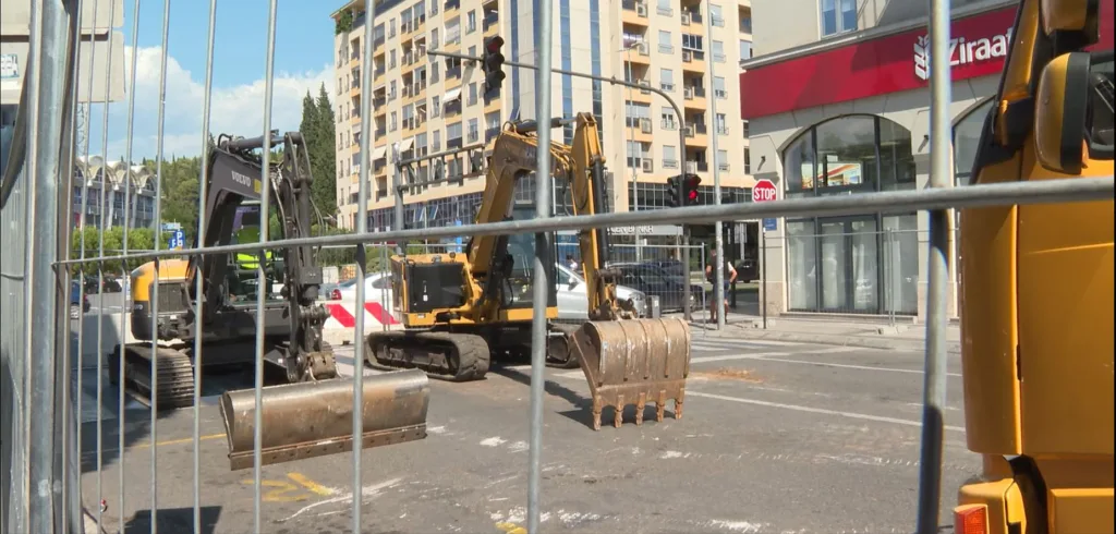 (VIDEO) Agencija za izgradnju i razvoj: Ulica slobode biće moderno uređena i opremljena, rok za izvođenje radova 95 dana
