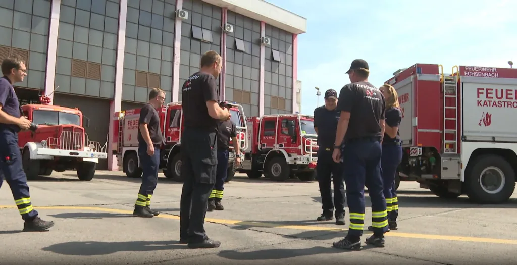 Austrijski vatrogasci i dalje u Crnoj Gori: Spremnost da pomognu kad je najpotrebnije
