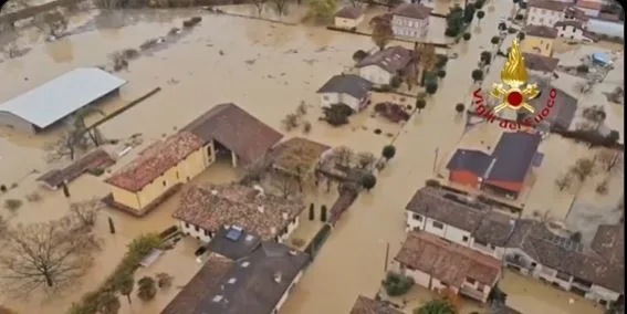 (VIDEO) Snažno nevrijeme u Italiji: Odron srušio trospratnicu, dvije osobe nestale