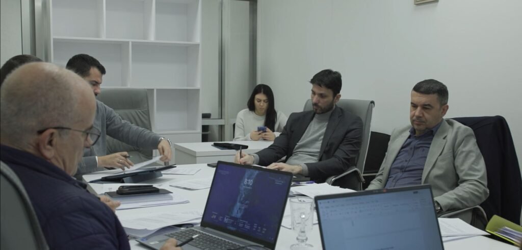 (VIDEO) Savjet RTV Podgorica da se zaštiti od brutalnih prijetnji Gorana Đurovića iz Media centra