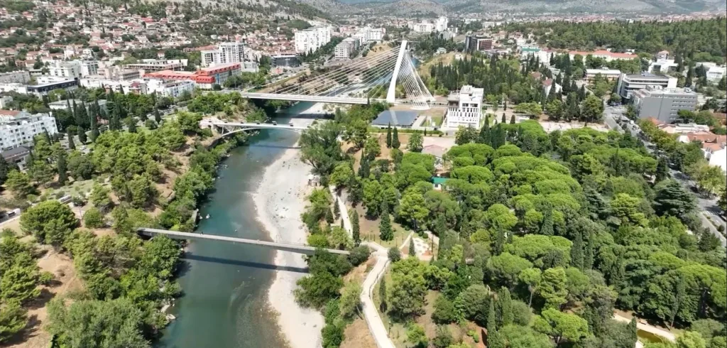 (VIDEO) Zagađenje vazduha vodeći uzrok smrtnosti, slijede klimatske promjene i buka