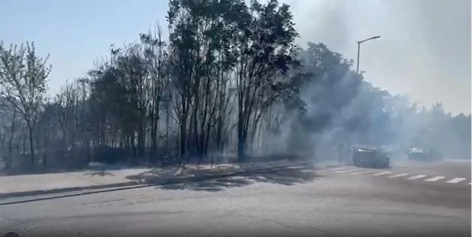 (VIDEO) Ugašen požar u parku kod City kvarta