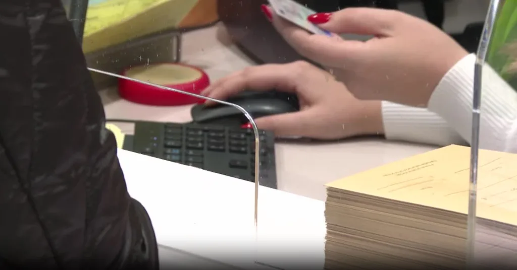 Rok za lične karte produžen do 1. decembra u pojedinim bankama