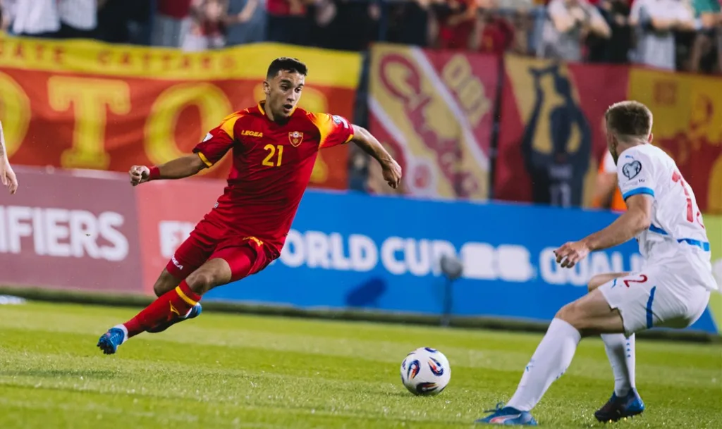 Crnogorski fudbaleri na Maksimiru sa Hrvatskom