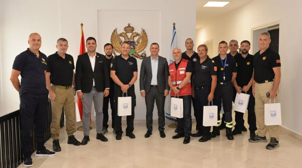Opština Danilovgrad organizovala prijem za vatrogasce iz Austrije i Švajcarske
