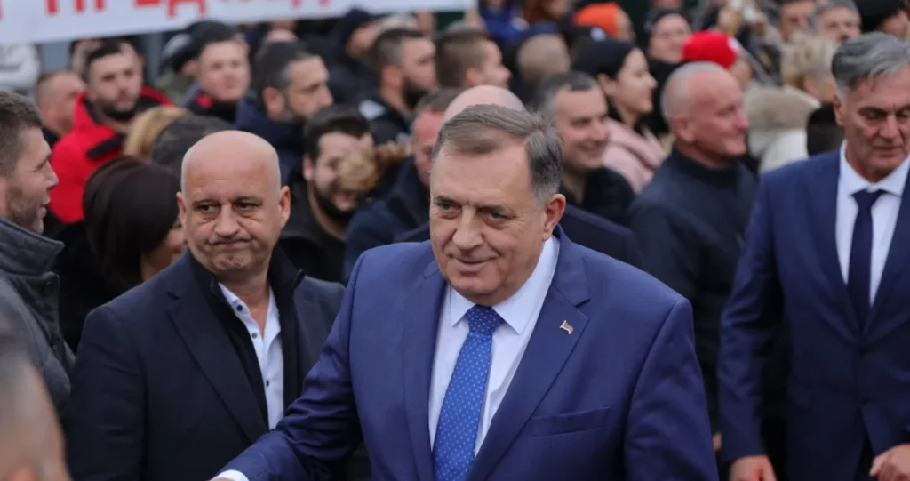 Estonija uvela sankcije Dodiku, zabranili mu ulazak u zemlju