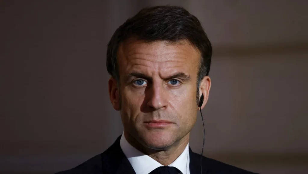 Makron imenovao novog premijera