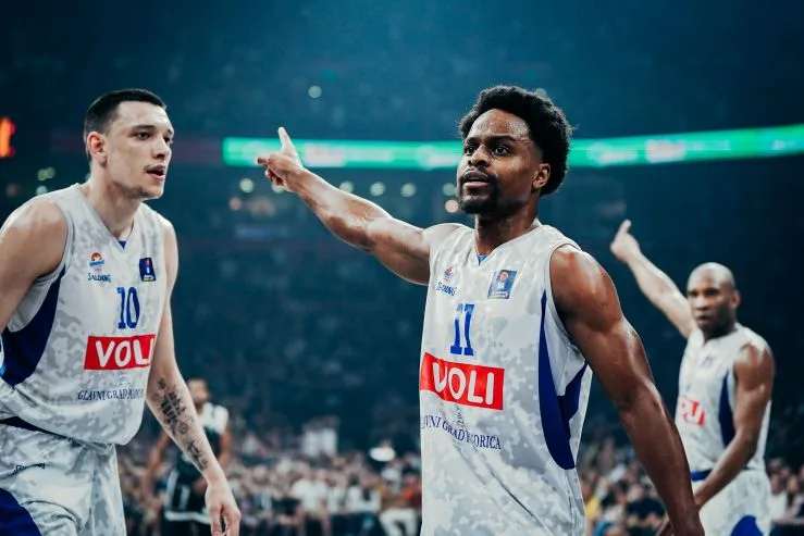 Budućnost bolja od Trapanija, Ferel pogodio za pobjedu