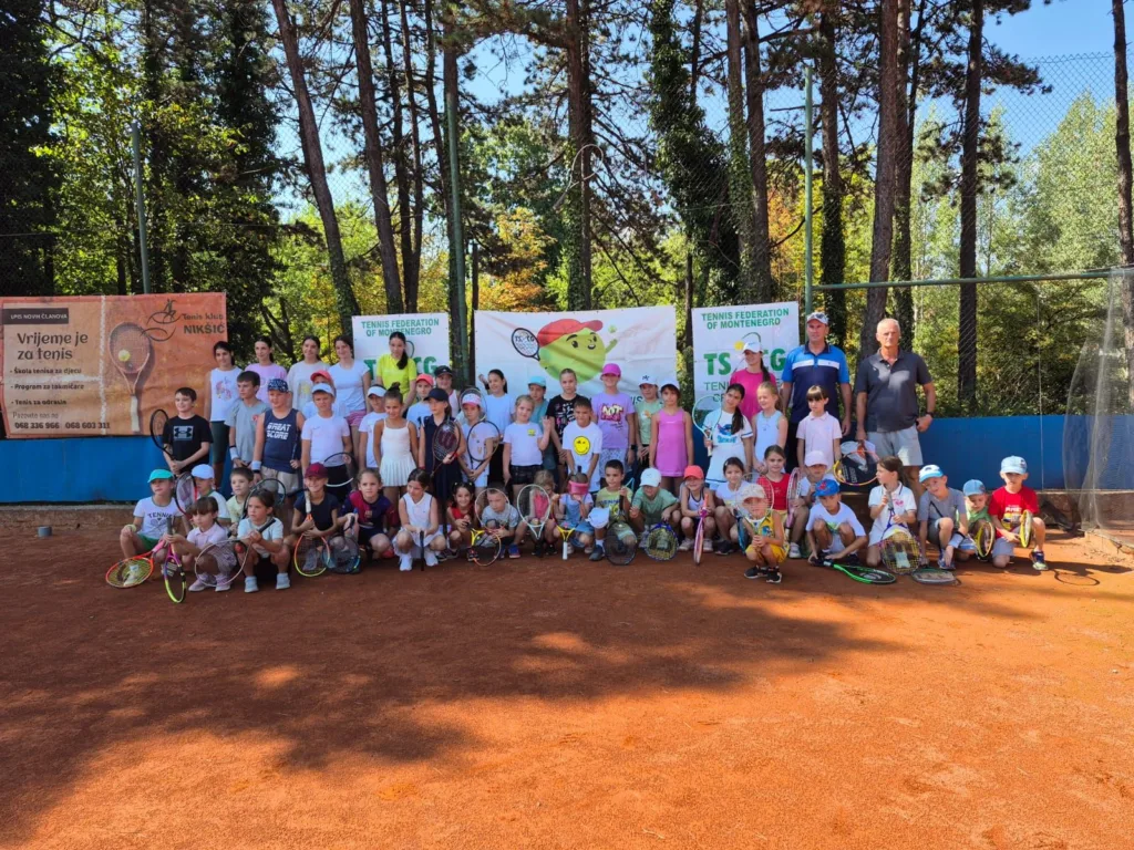 Nikšić ugostio mališane: Održan četvrti Festival dječjeg tenisa