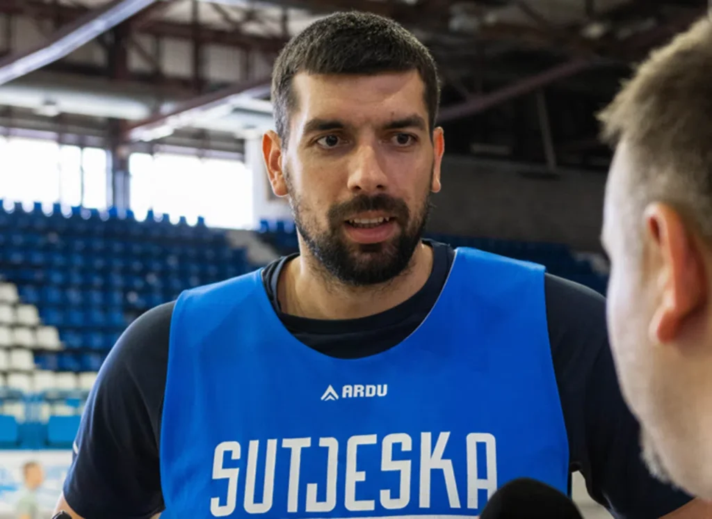 Sutjeska gostuje Dečiću: “Idemo na pobjedu”