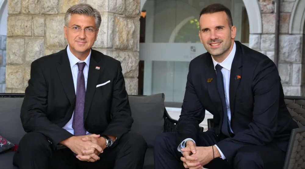 Plenković sa Spajićem: Hrvatska želi da rješava otvorena pitanja sa Crnom Gorom