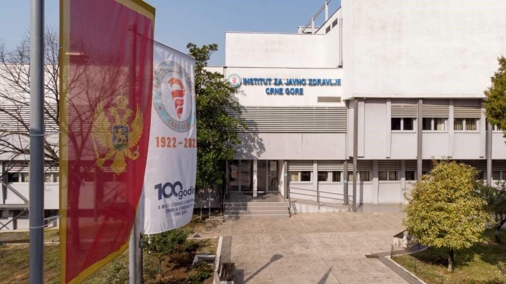 Svaka četvrta odrasla osoba konzumira duvanske proizvode