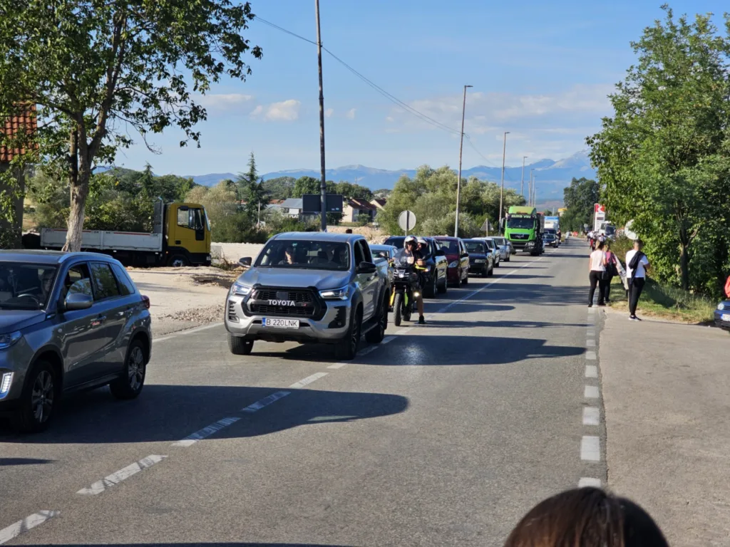 UP: Uskoro normalizovanje saobraćaja na putu Nikšić – Podgorica, u udesu jedna osoba teže povrijeđena, a dvije lakše