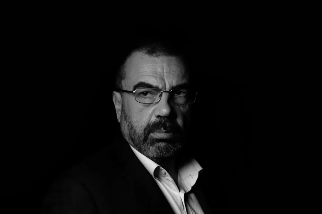 Preminuo Esad Krcić – glas profesionalnosti i dostojanstva crnogorskog novinarstva