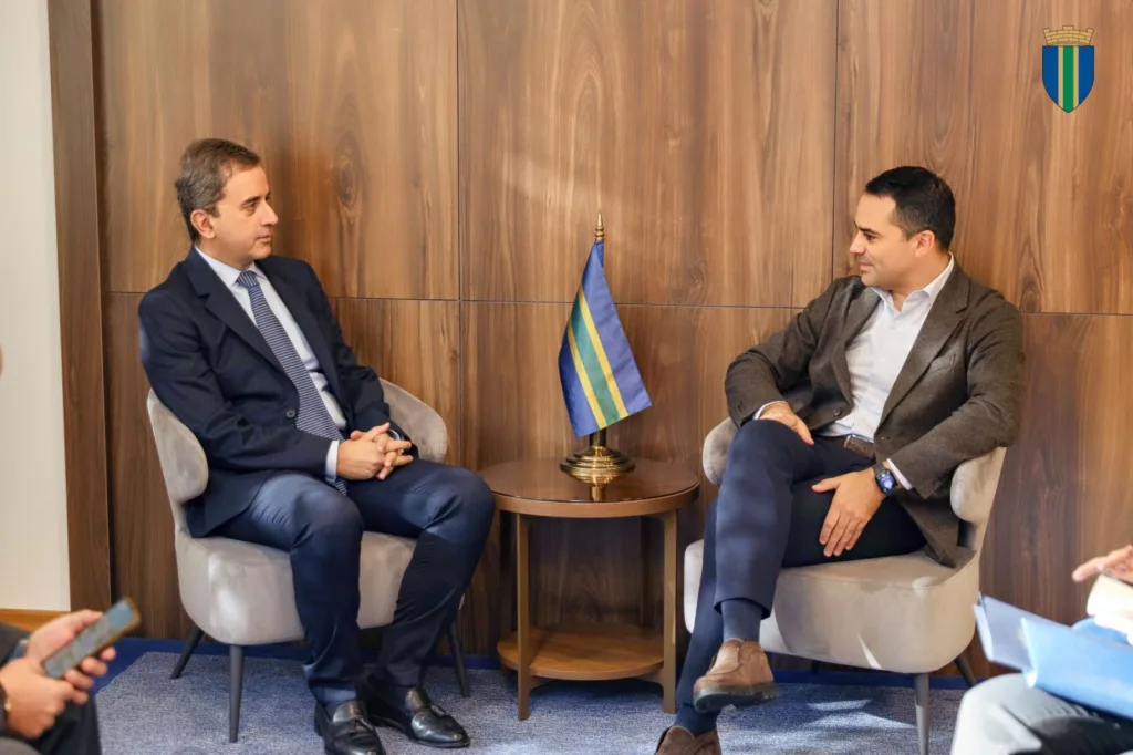 Opština Bar: Raičević primio ambasadora Republike Grčke u Crnoj Gori; nakon sastanka Joldasis uručio donaciju Ženama Bara