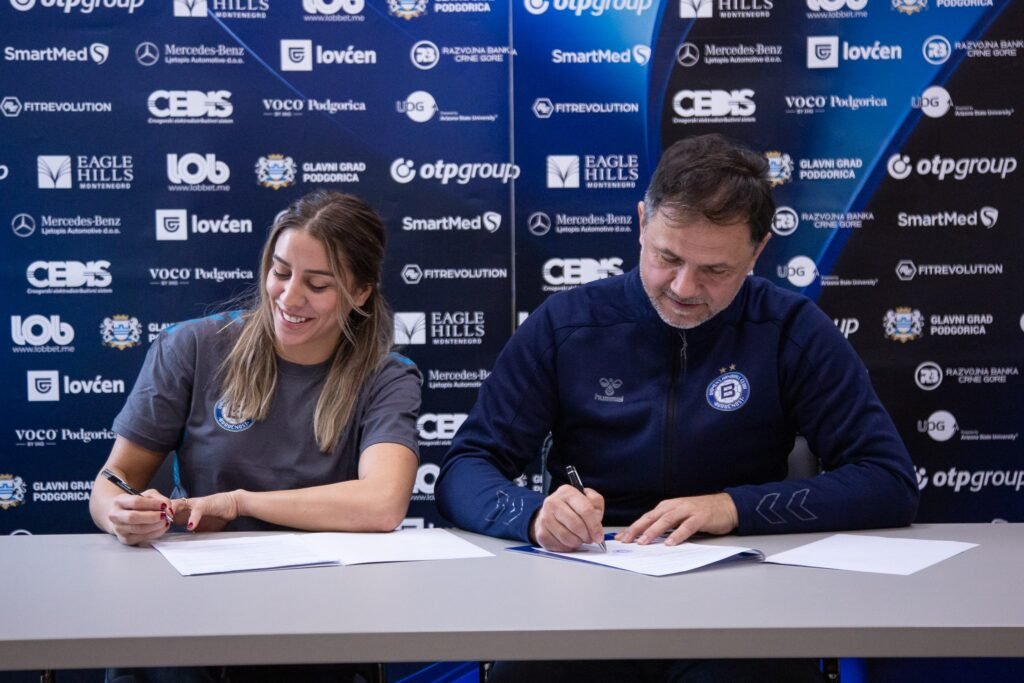 Ivona Pavićević ponovo u plavom dresu