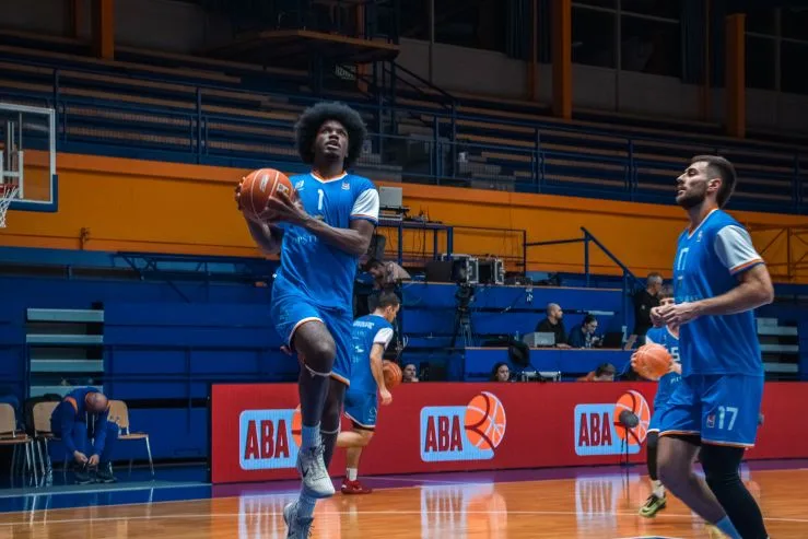 Mornar dočekuje Vojvodinu