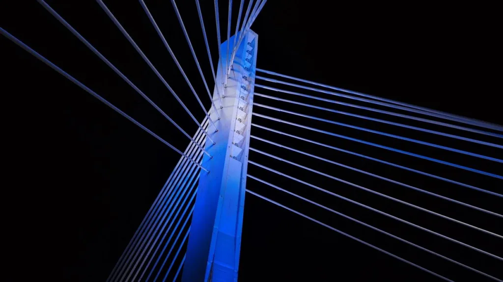 Most Milenijum u plavoj boji povodom nedjelje gluvih i nagluvih