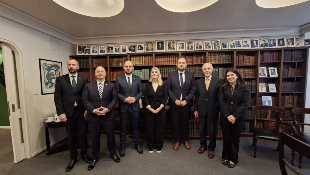 Grupa prijateljstva sa Argentinom sastala se sa predstavnicima Argentinskog savjeta za međunarodne poslove (CARI)