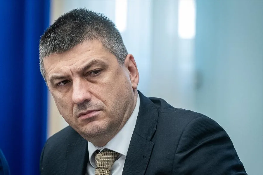 Novović traži da se utvrdi odgovornost Čađenovića
