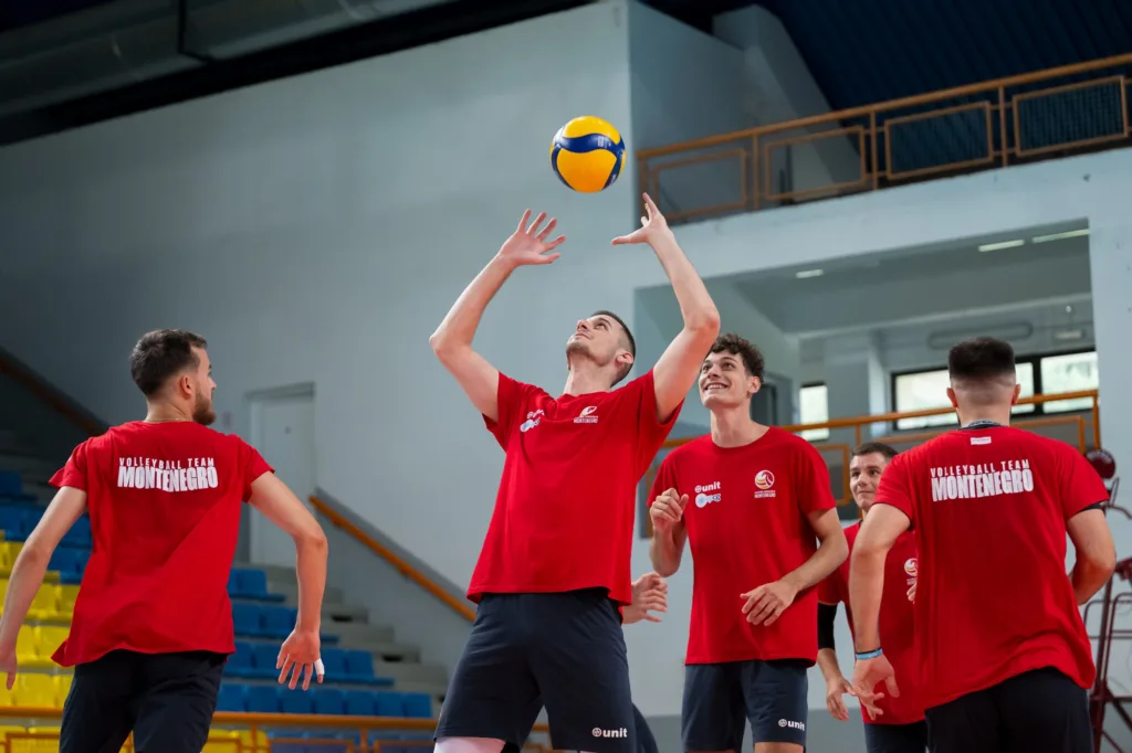 Odbojkaši u dobrom ritmu privode pripreme kraju