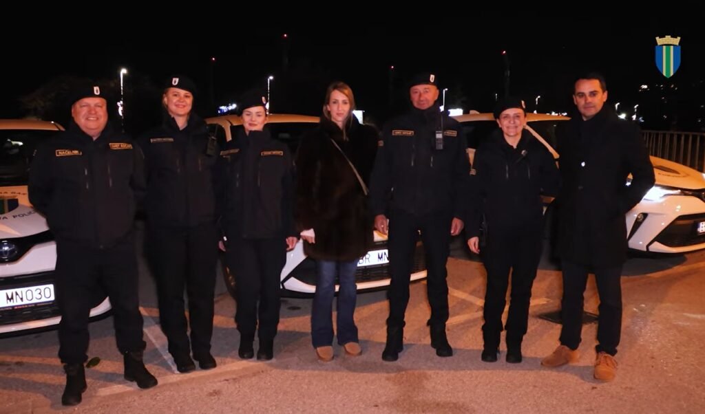 Raičević u novogodišnjoj noći obišao dežurne službe u Baru