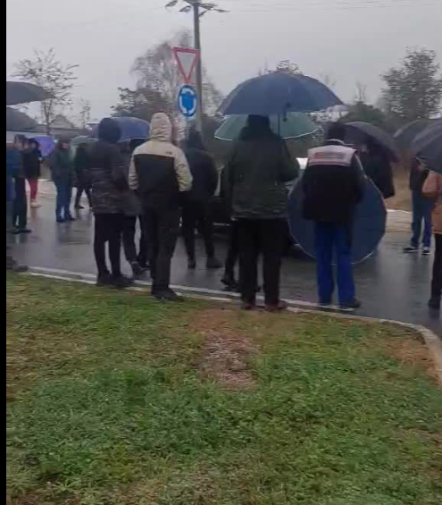 Mještani Park šume Zagorič blokirali kružni tok na Zlatici