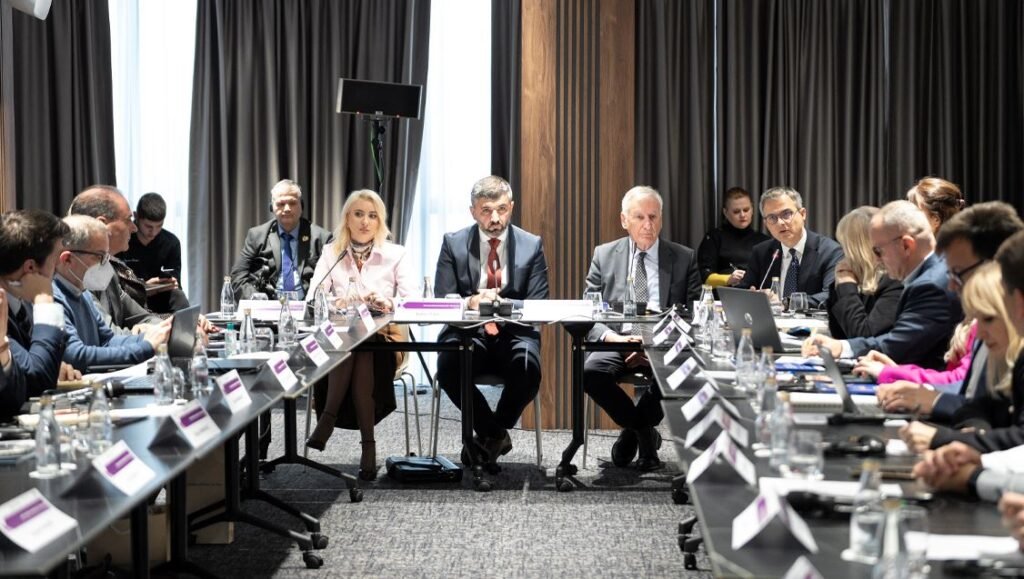 Brisel šalje snažan signal: Crna Gora sve bliže EU, opštine u centru reformi