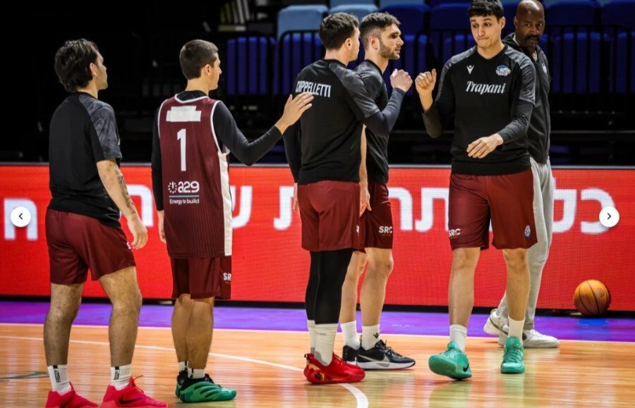 Nevjerovatne scene u FIBA LŠ: Trapani ostao sa jednim igračem na parketu, meč prekinut poslije sedam minuta