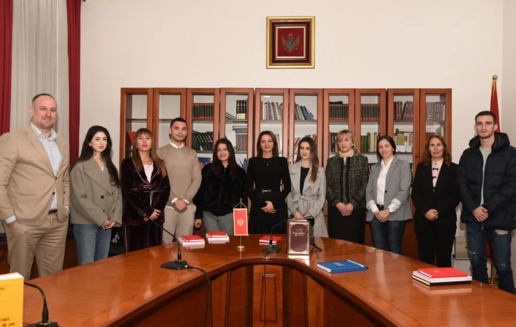 Armenko: Krajnje je vrijeme da se institucije i društvo okrenu mladima