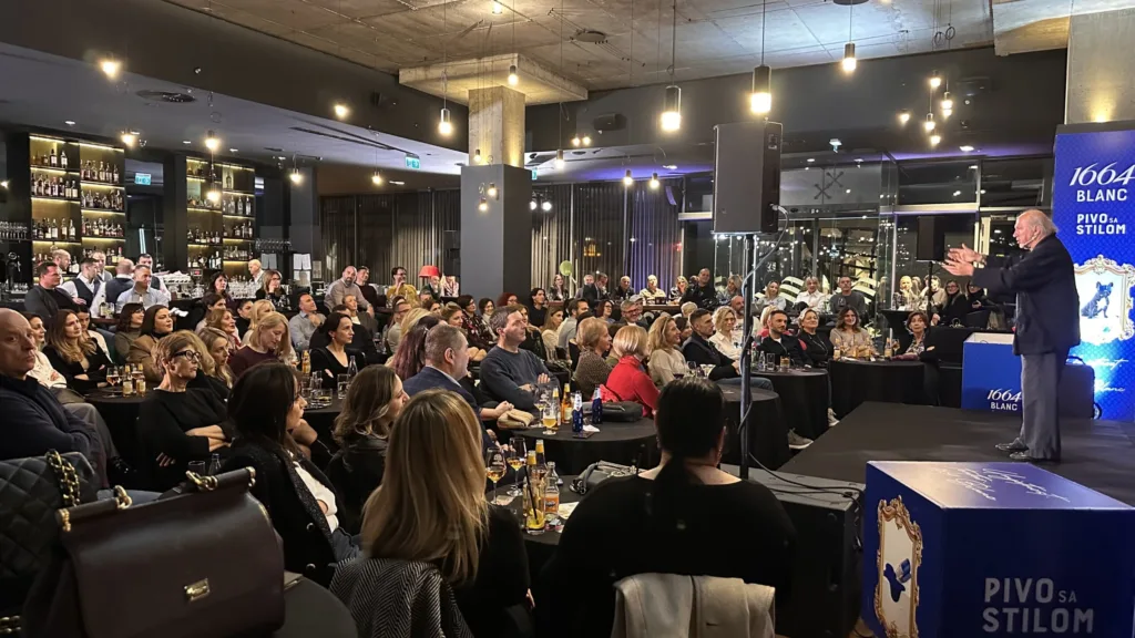 Crowne Plaza: Izvedena predstava “Lijevo desno glumac”