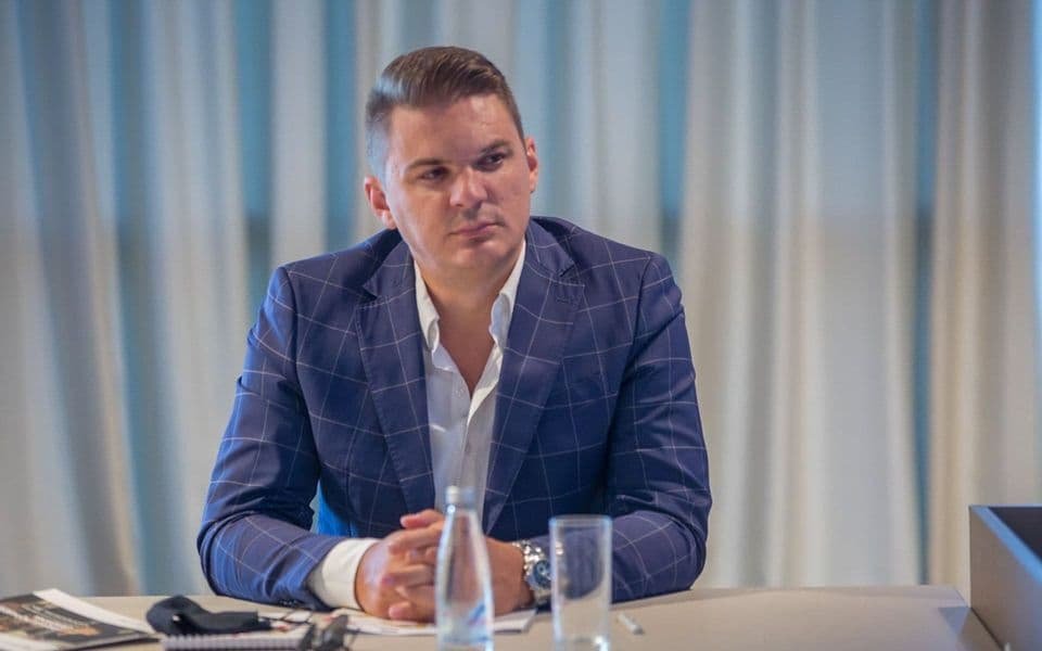 Ministar Šahmanović doniraće svoju mjesečnu platu kao pomoć pogođenim požarima