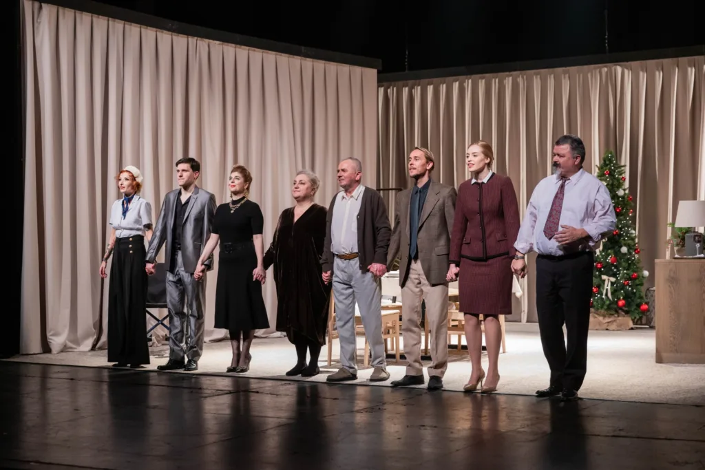 Snažan početak godine u nacionalnom teatru: Pred punim gledalištem CNP-a izvedena predstava „U očekivanju oca”