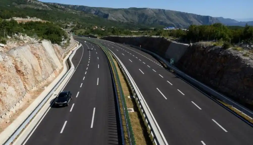 AMSCG savjetuje vozače da izbjegavaju putovanja u najtoplijem dijelu dana