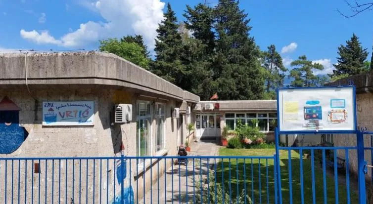 Vrtići u Budvi prebukirani: Upisano više od 1.400 djece, traži se izgradnja novog objekta